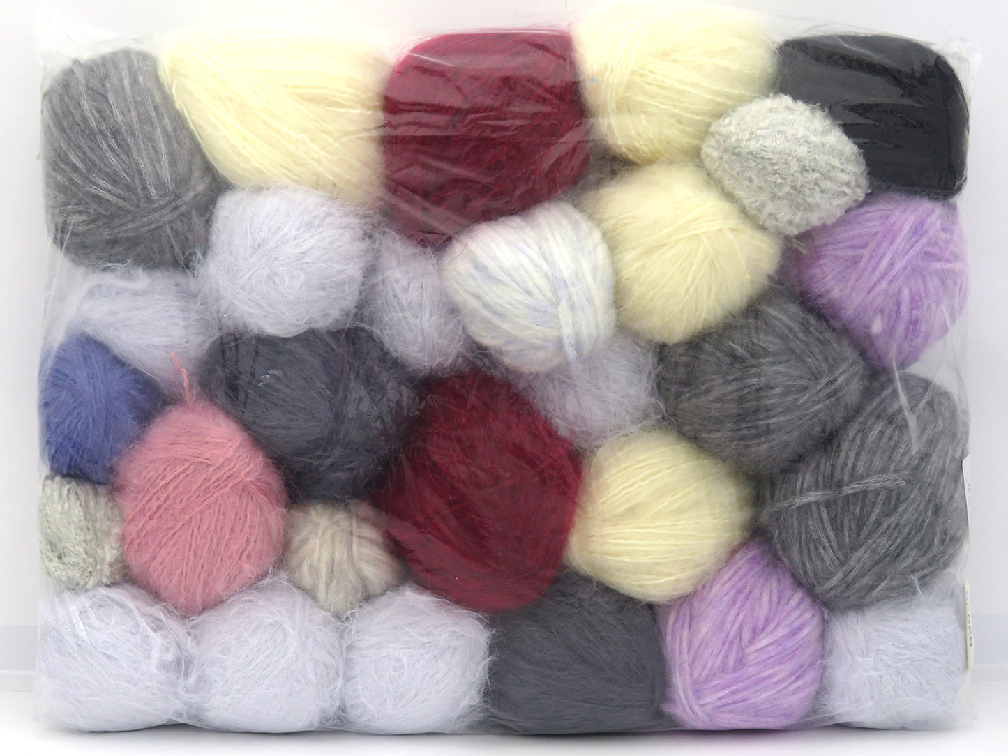 Mixed Lot Multicolor Luxury Leftover Yarns fnt2-83905