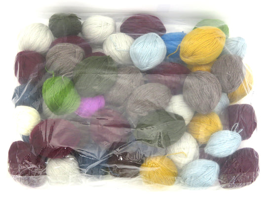 Mixed Lot Multicolor Winter Leftover Yarns fnt2-83070