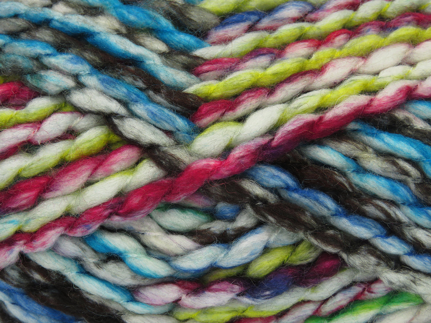 Alpine Wollfarbe