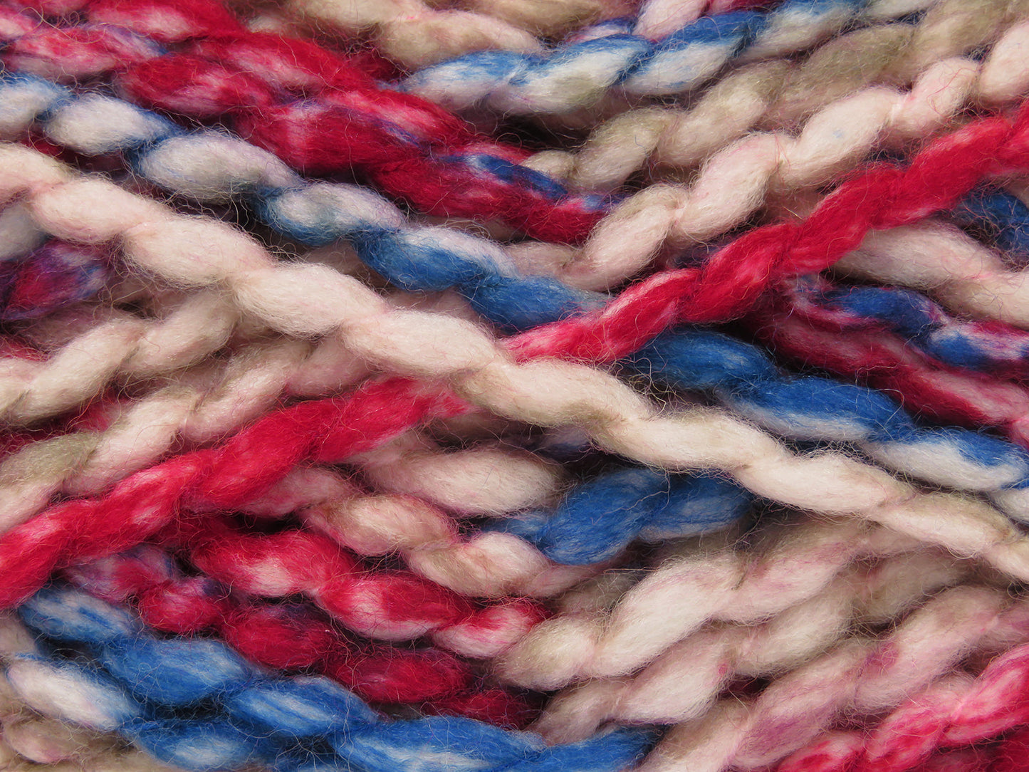 Alpine Wollfarbe