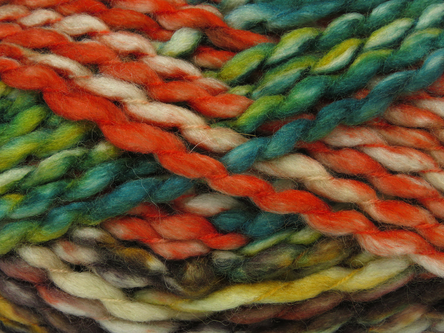 Alpine Wollfarbe