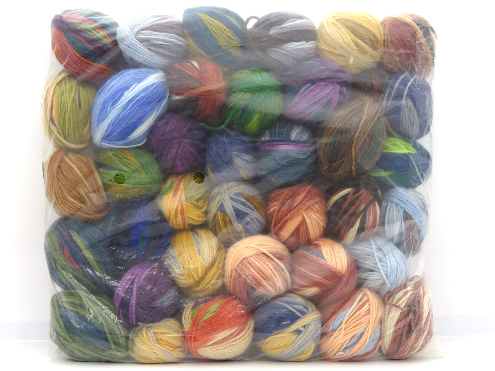 Mixed Lot Multicolor Self Striping Leftover Yarns fnt2-83044