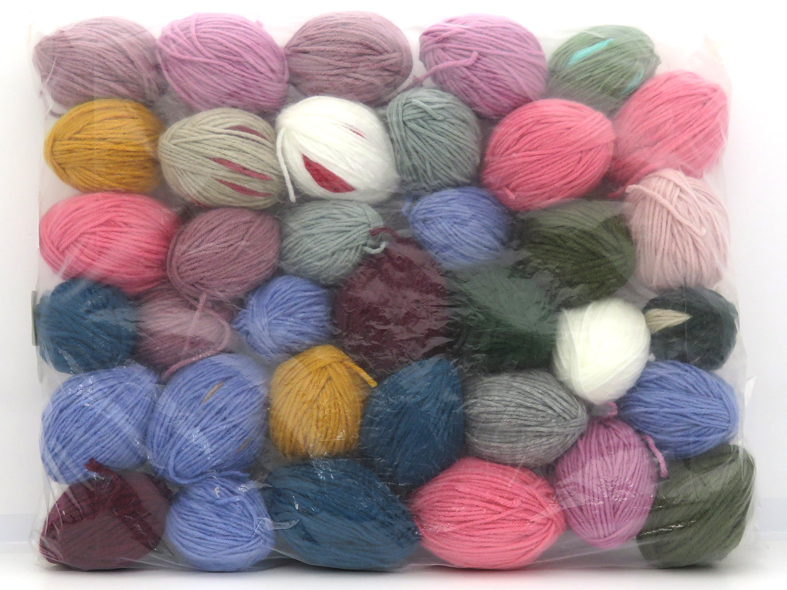 Mixed Lot Multicolor Plain Leftover Yarns fnt2-83060