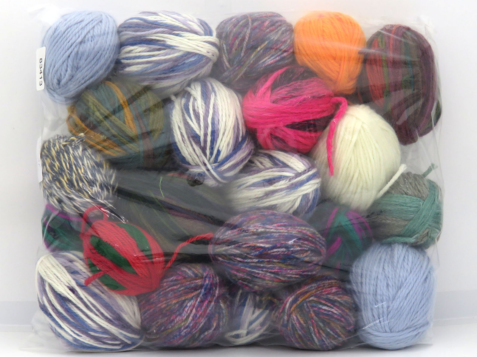 Mixed Lot Multicolor Leftover Winter Yarns fnt2-83413