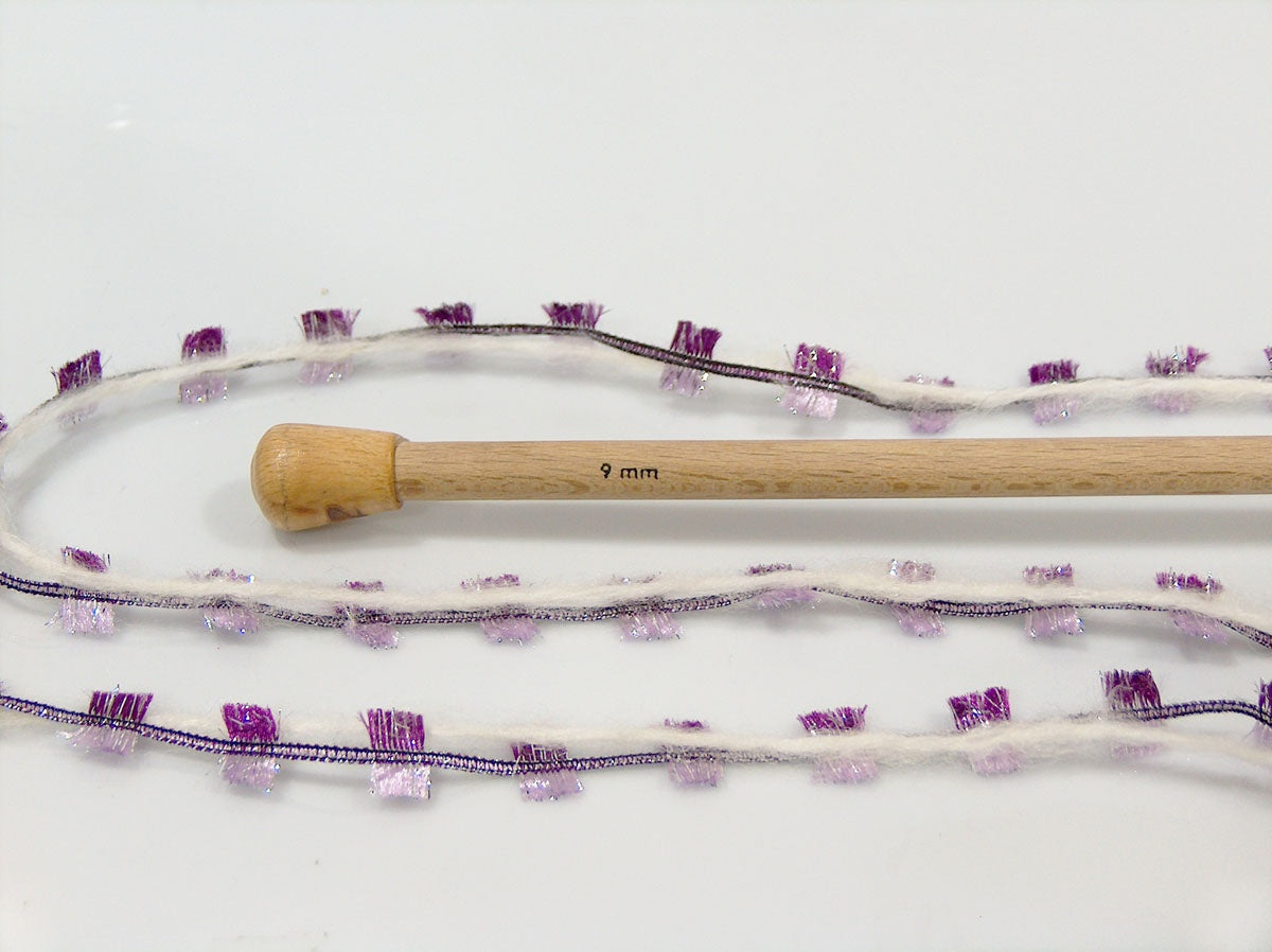 Butterfly Glitz Ecru, Purple, Light Lilac fnt2-84199